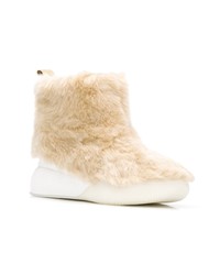 hellbeige Pelz Stiefeletten von Stella McCartney