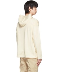 hellbeige Pullover mit einem Kapuze von Massimo Alba