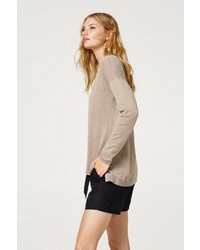 hellbeige Pullover mit einem Rundhalsausschnitt von edc by Esprit