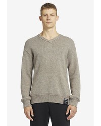 hellbeige Pullover mit einem V-Ausschnitt von khujo