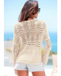 hellbeige Pullover mit einem V-Ausschnitt von s.Oliver