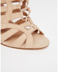 hellbeige Sandaletten von Asos