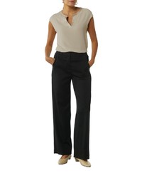 hellbeige Satin Bluse von Comma