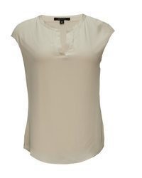 hellbeige Satin Bluse von Comma
