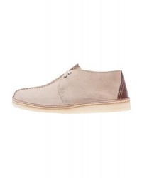 hellbeige Schuhe von Clarks