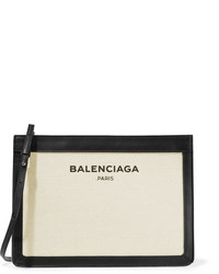 hellbeige Segeltuch Clutch von Balenciaga