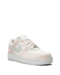 hellbeige Segeltuch niedrige Sneakers von Nike