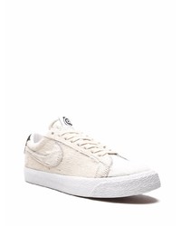 hellbeige Segeltuch niedrige Sneakers von Nike