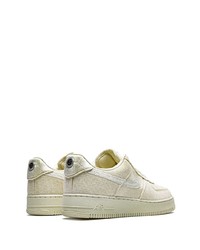 hellbeige Segeltuch niedrige Sneakers von Nike