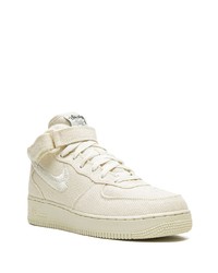 hellbeige Segeltuch niedrige Sneakers von Nike