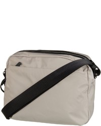 hellbeige Segeltuch Umhängetasche von Mandarina Duck