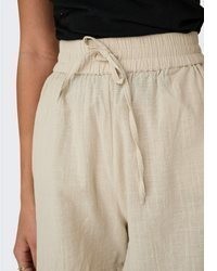 hellbeige Shorts von Only