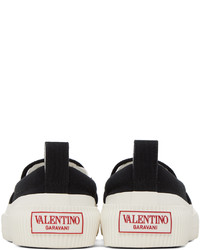hellbeige Slip-On Sneakers aus Segeltuch von Valentino Garavani