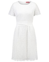 hellbeige Spitzekleid von Hugo Boss