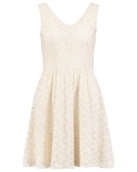 hellbeige Spitzekleid von Vero Moda