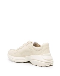 hellbeige Sportschuhe von Gucci