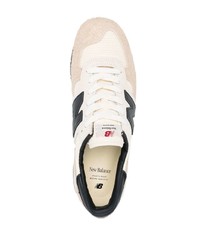 hellbeige Sportschuhe von New Balance