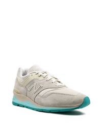 hellbeige Sportschuhe von New Balance