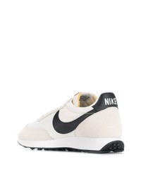 hellbeige Sportschuhe von Nike