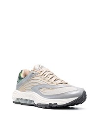 hellbeige Sportschuhe von Nike