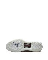 hellbeige Sportschuhe von Jordan