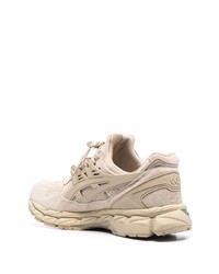 hellbeige Sportschuhe von Asics