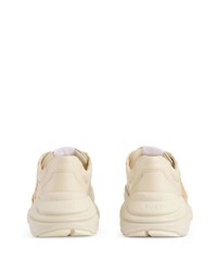 hellbeige Sportschuhe von Gucci