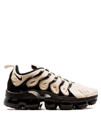 hellbeige Sportschuhe von Nike