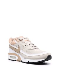 hellbeige Sportschuhe von Nike