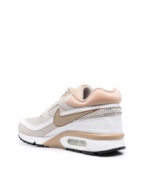 hellbeige Sportschuhe von Nike