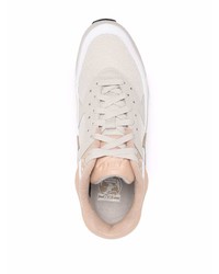 hellbeige Sportschuhe von Nike