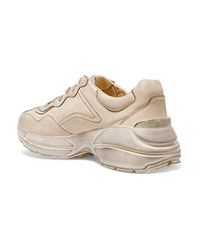 hellbeige Sportschuhe von Gucci