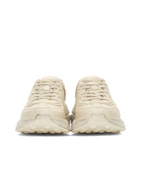 hellbeige Sportschuhe von Gucci