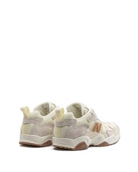 hellbeige Sportschuhe von New Balance