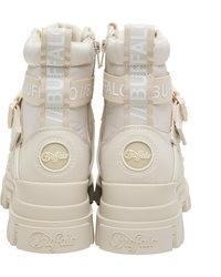 hellbeige Stiefel von Buffalo