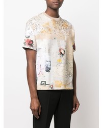 hellbeige T-Shirt mit einem Rundhalsausschnitt mit Blumenmuster von Emporio Armani