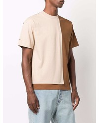 hellbeige T-Shirt mit einem Rundhalsausschnitt mit Flicken von Jacquemus