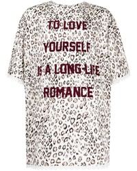 hellbeige T-Shirt mit einem Rundhalsausschnitt mit Leopardenmuster von COOL T.M