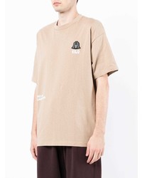 hellbeige T-Shirt mit einem Rundhalsausschnitt von AAPE BY A BATHING APE