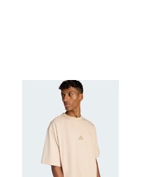 hellbeige T-Shirt mit einem Rundhalsausschnitt von adidas Sportswear