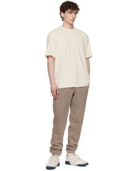 hellbeige T-Shirt mit einem Rundhalsausschnitt von Reebok Classics