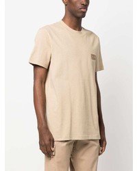 hellbeige T-Shirt mit einem Rundhalsausschnitt von Calvin Klein Jeans