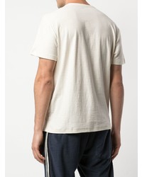 hellbeige T-Shirt mit einem Rundhalsausschnitt von OSKLEN