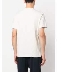 hellbeige T-Shirt mit einem Rundhalsausschnitt von Sandro