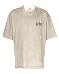 hellbeige T-Shirt mit einem Rundhalsausschnitt von Izzue