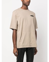 hellbeige T-Shirt mit einem Rundhalsausschnitt von DSQUARED2