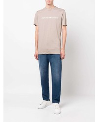 hellbeige T-Shirt mit einem Rundhalsausschnitt von Emporio Armani