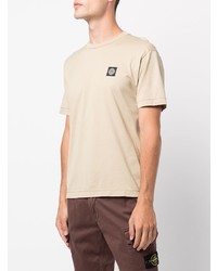 hellbeige T-Shirt mit einem Rundhalsausschnitt von Stone Island