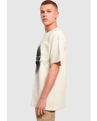hellbeige T-Shirt mit einem Rundhalsausschnitt von MisterTee