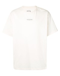 hellbeige T-Shirt mit einem Rundhalsausschnitt von Wooyoungmi